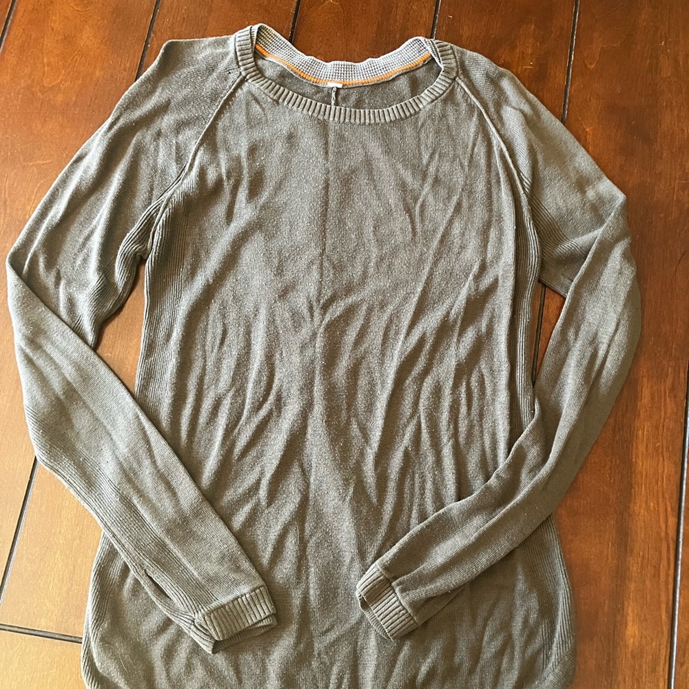 🍋Lululemon Merino Wool green long sleeve sweater